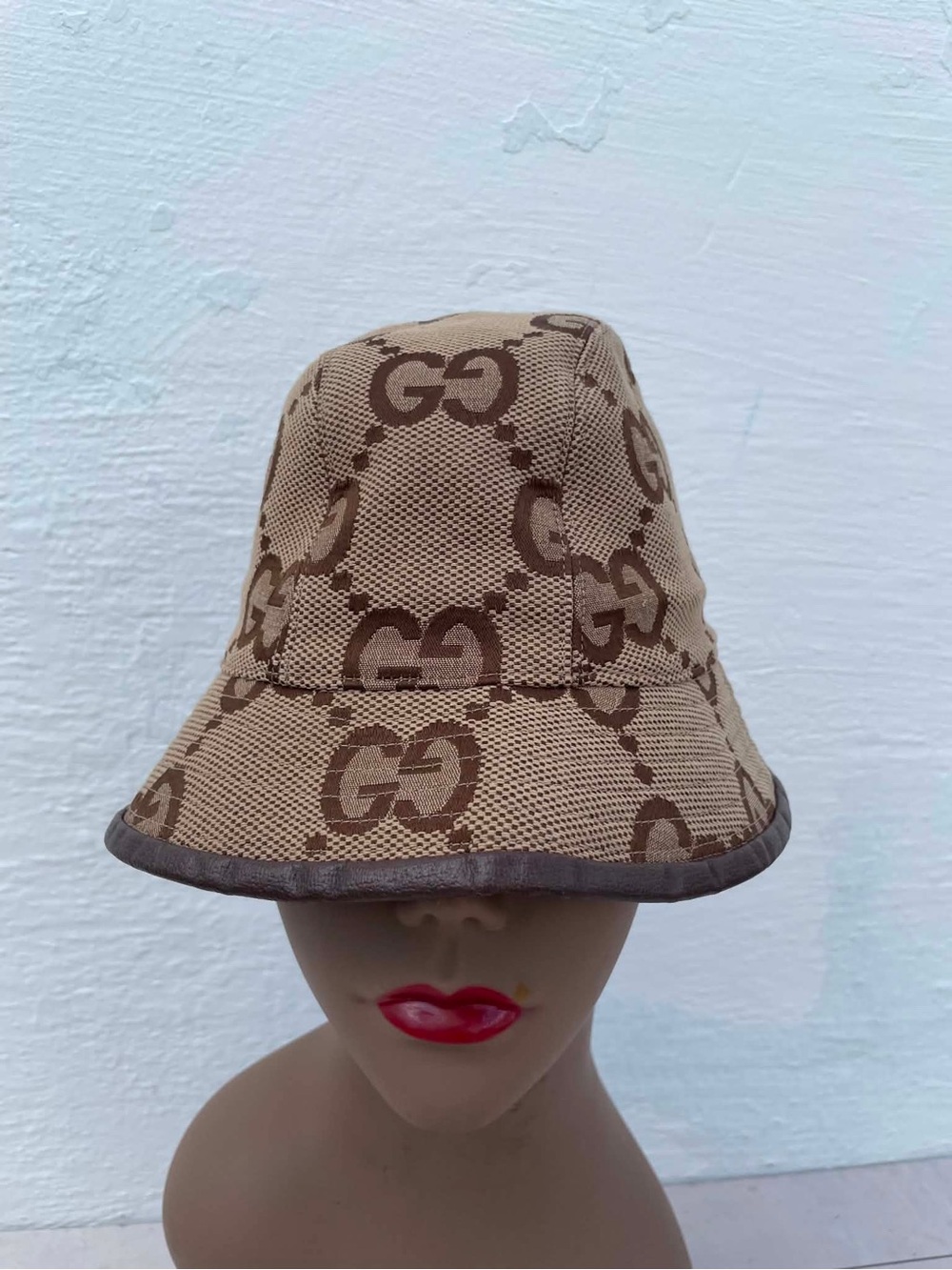 Gucci Beige and Brown GG Monogram Bucket Hat - Picture 2 of 9